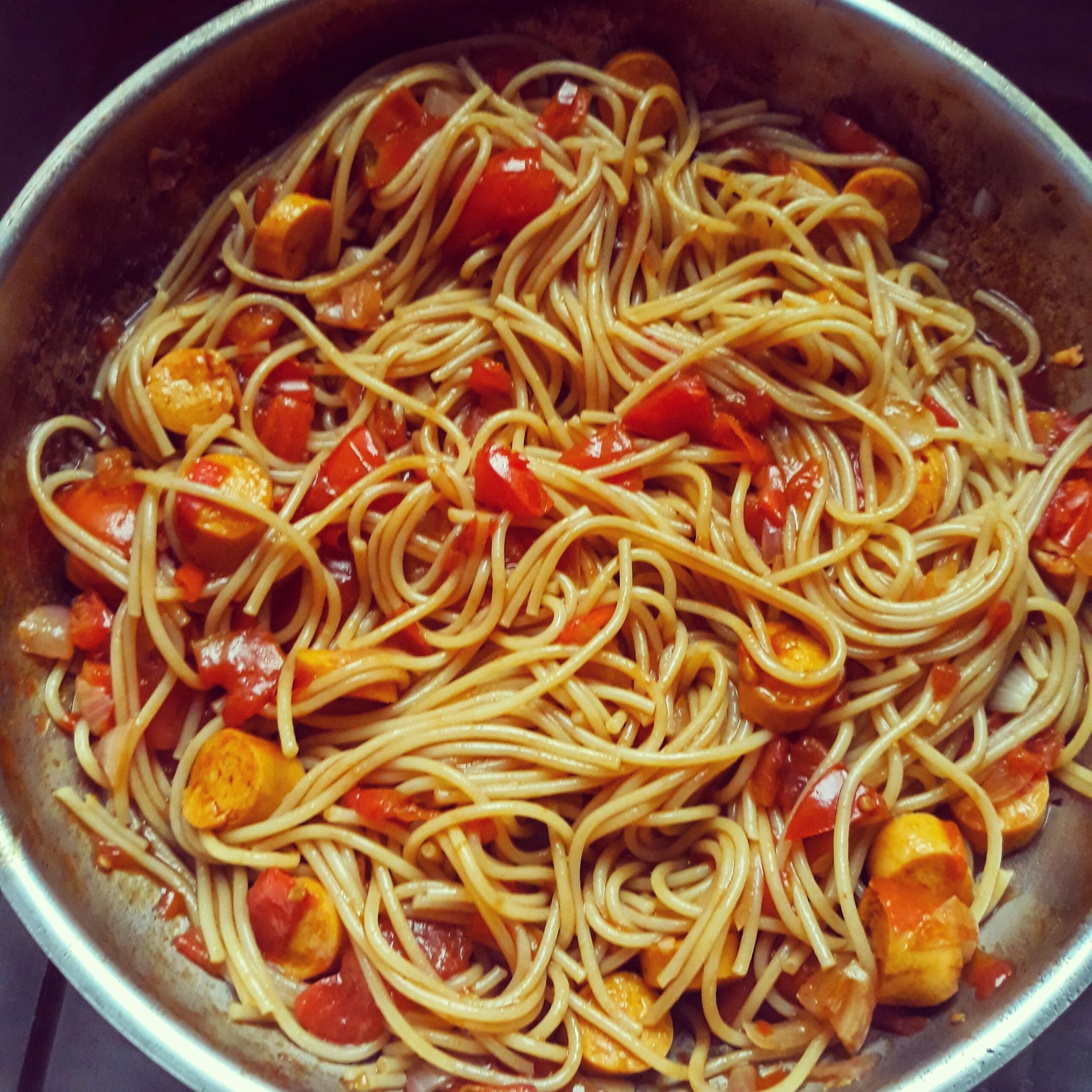 One-Pot Spaghetti with Tomato and Basil